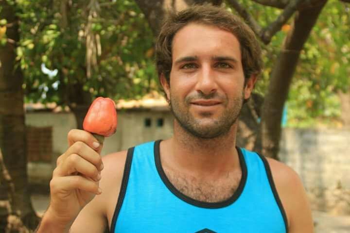 AhoraCantabria's tweet photo. Cristian Bosco,surfista cántabro, atrapado en Bali al sufrir una leucemia que exige un caro traslado médico a España https://t.co/CvTLPGUtI3 https://t.co/GhQgkNaAV5