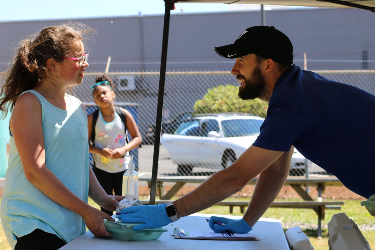 MorganFamilyY's tweet photo. We are offering meals for kids 18-and-under throughout the summer as part of the @USDA's Summer Food Service Program https://t.co/K5XsOctJG9 https://t.co/LE1cUsDShC