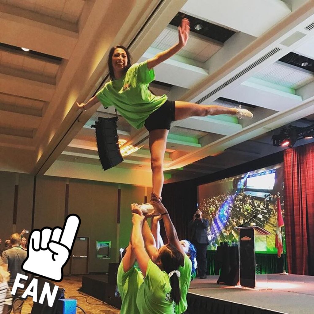 SERVPRO's tweet photo. #SERVPRO cheerleaders helped us kick off #SPCON17! #everydaygameday #Seattle https://t.co/RzbtP6kwYv