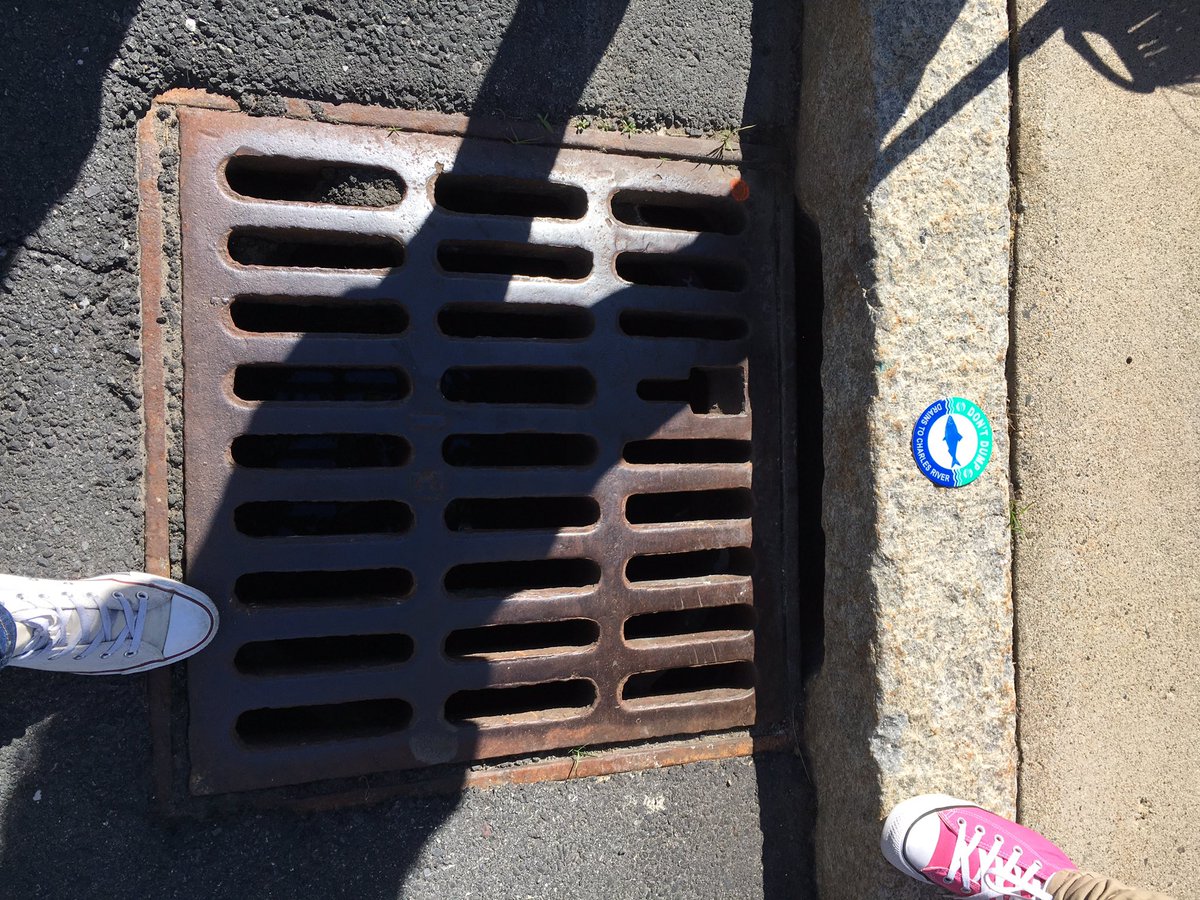 BOSTON_WATER's tweet photo. Putting down #StormDrain decals w/ the #ConservatoryLab today! Dyk why it's important to keep storm drains clear of debris? #DontDump https://t.co/gfgk80sAeM