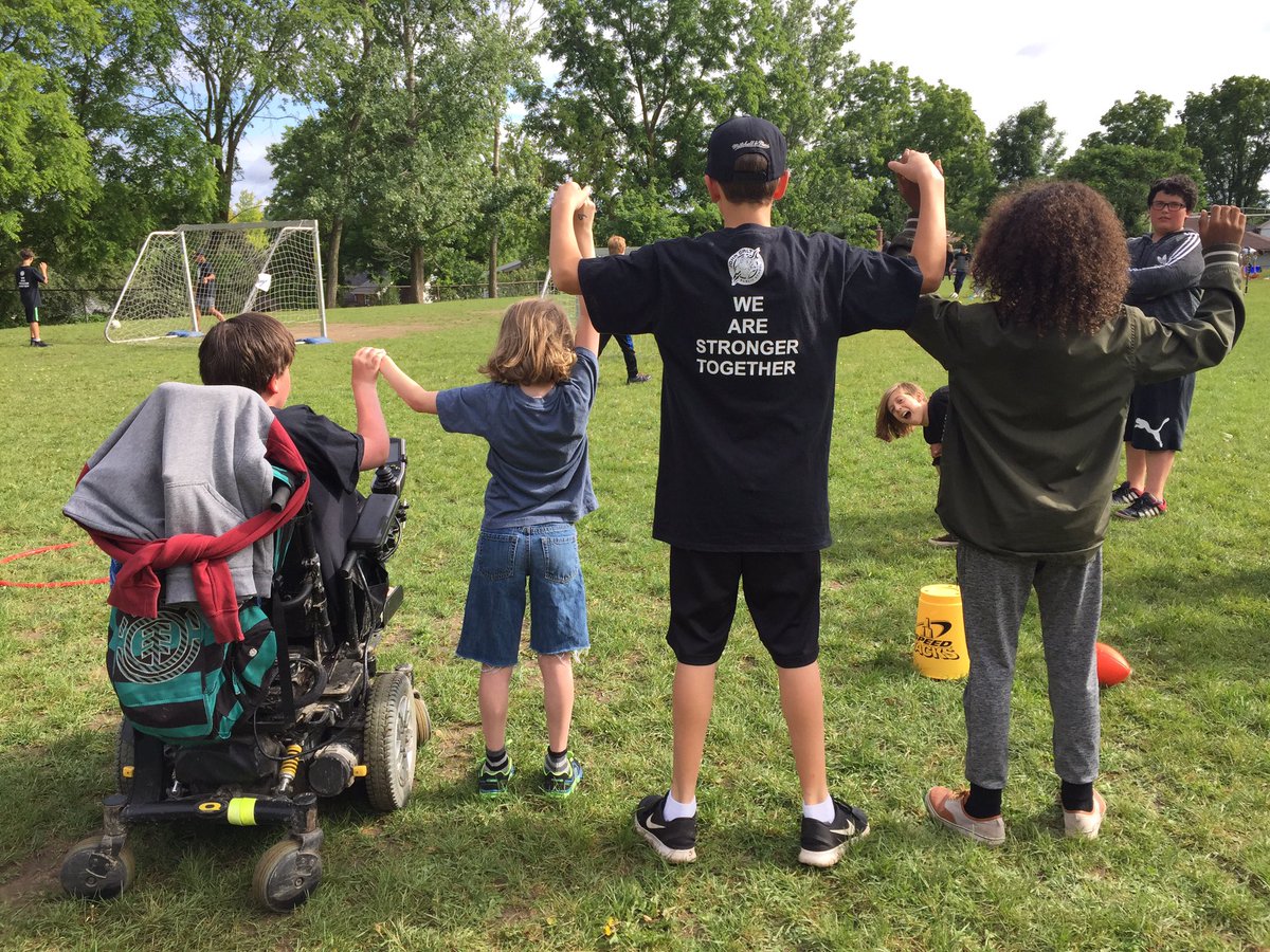 mmortimer4's tweet photo. #FutureLeaders rocking play day for primary junior jaguars @johngaltps @amandamyer79 @AmandaPKlapwyk @HosteinCrystal @ugdsb https://t.co/nJQ47aNrX0