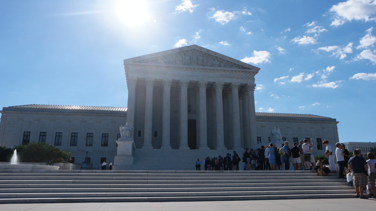FaithnLibertyDC's tweet photo. Packed crowd at #SCOTUS as the Trinity Lutheran Church of Columbia v. Comer (#playgroundcase) opinion is to be later announced. https://t.co/1NPZRP3DhD
