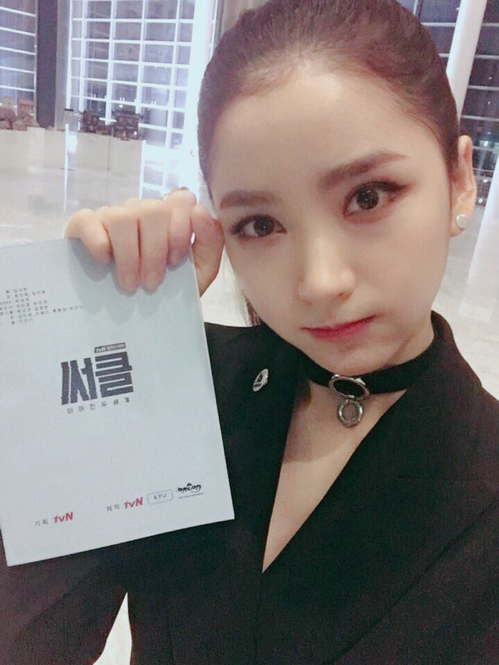 DDQBS-MVYAABoTH.jpg:large