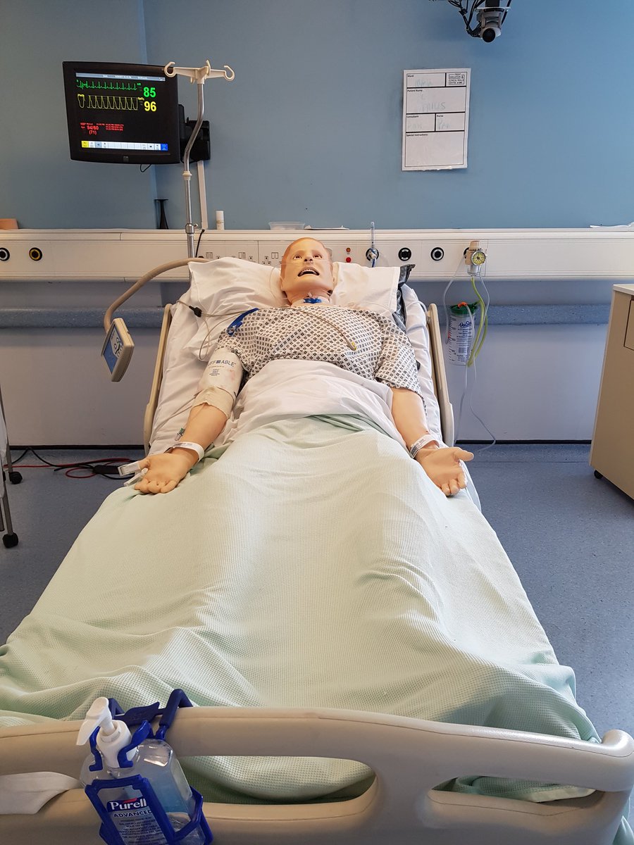 CatrionaRiches's tweet photo. First #physiosim went well. Lots of useful reflections with @trentsimulation. Bring on the next 😊 @eleanormdoug @NUHTherapies https://t.co/7hkiIG1p6d