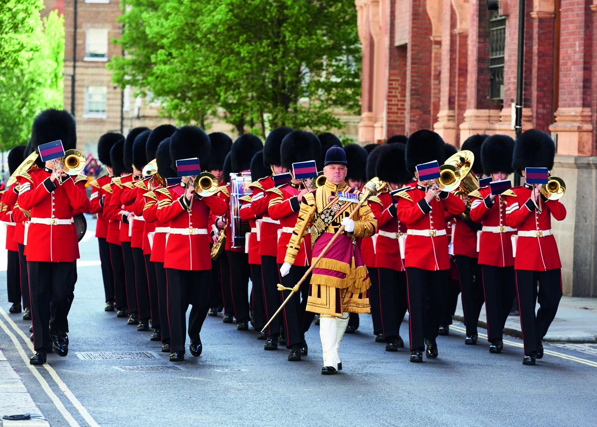 Freemasonry2day's tweet image. Paving stones commemorating the 64 English #Freemasons awarded Victoria Cross during WWI unveiled: bit.ly/2tMu1HM #VCpavingstones