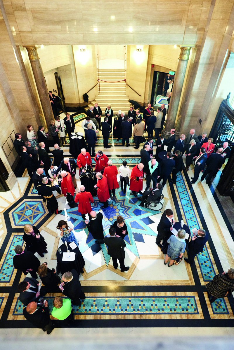 Freemasonry2day's tweet image. Paving stones commemorating the 64 English #Freemasons awarded Victoria Cross during WWI unveiled: bit.ly/2tMu1HM #VCpavingstones
