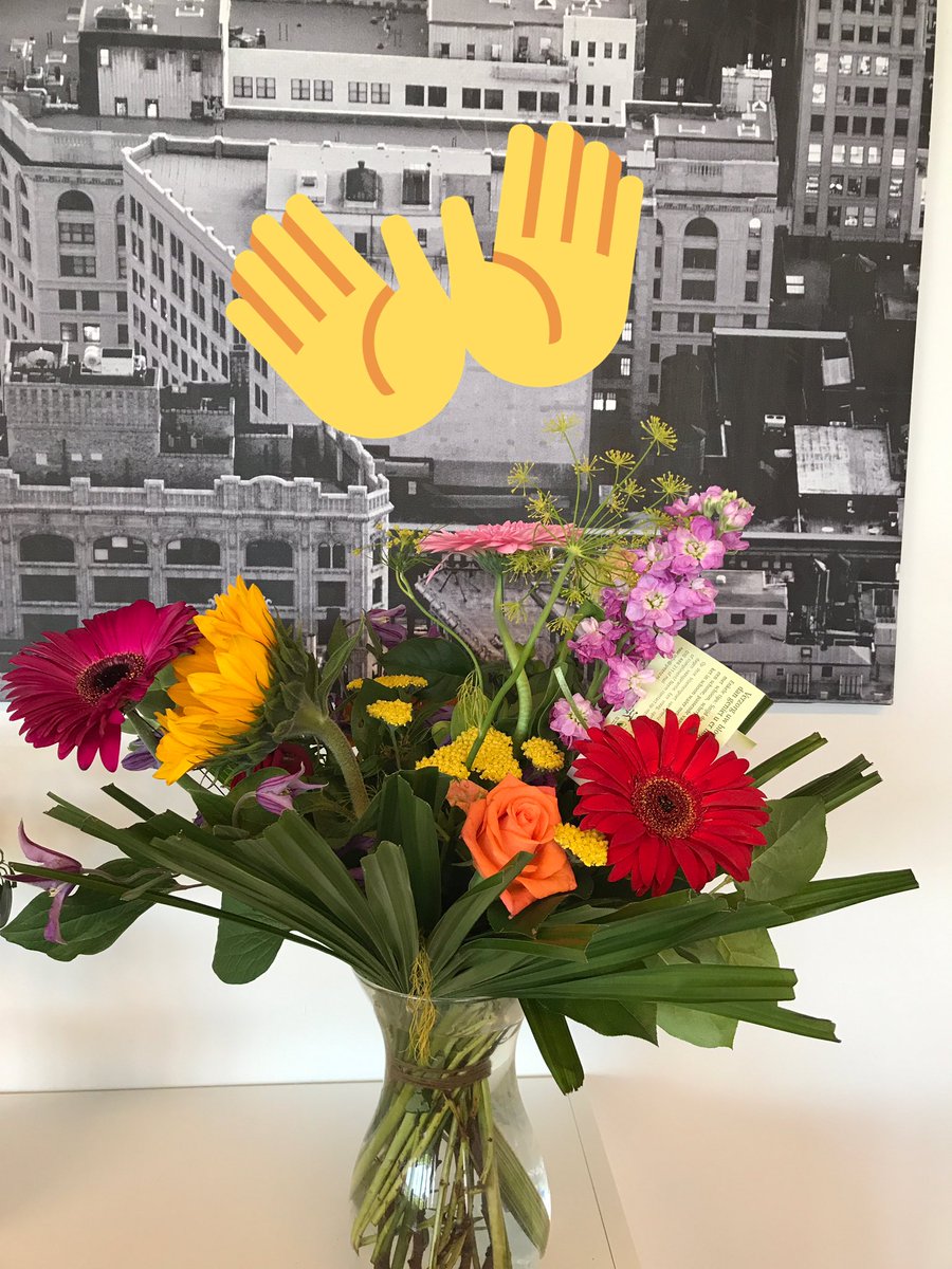 bubblefishnl's tweet image. Bubblefish bedankt @Platform_ECP voor het prachtige boeket! #verhuizen #ecp #bubblefish