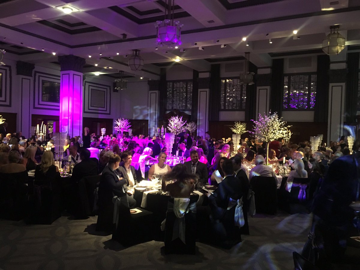 eventures1's tweet image. Such a great evening at the Butterfly Ball! Proud ambassadors of @Beechwoodccc 🦋💚🥂🎉