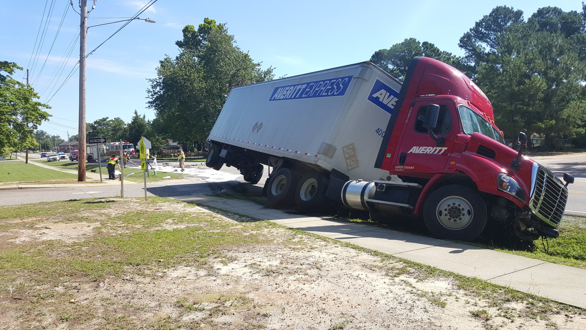 Fayetteville Police on Twitter "TrafficAlert Ireland Drive CLOSED in