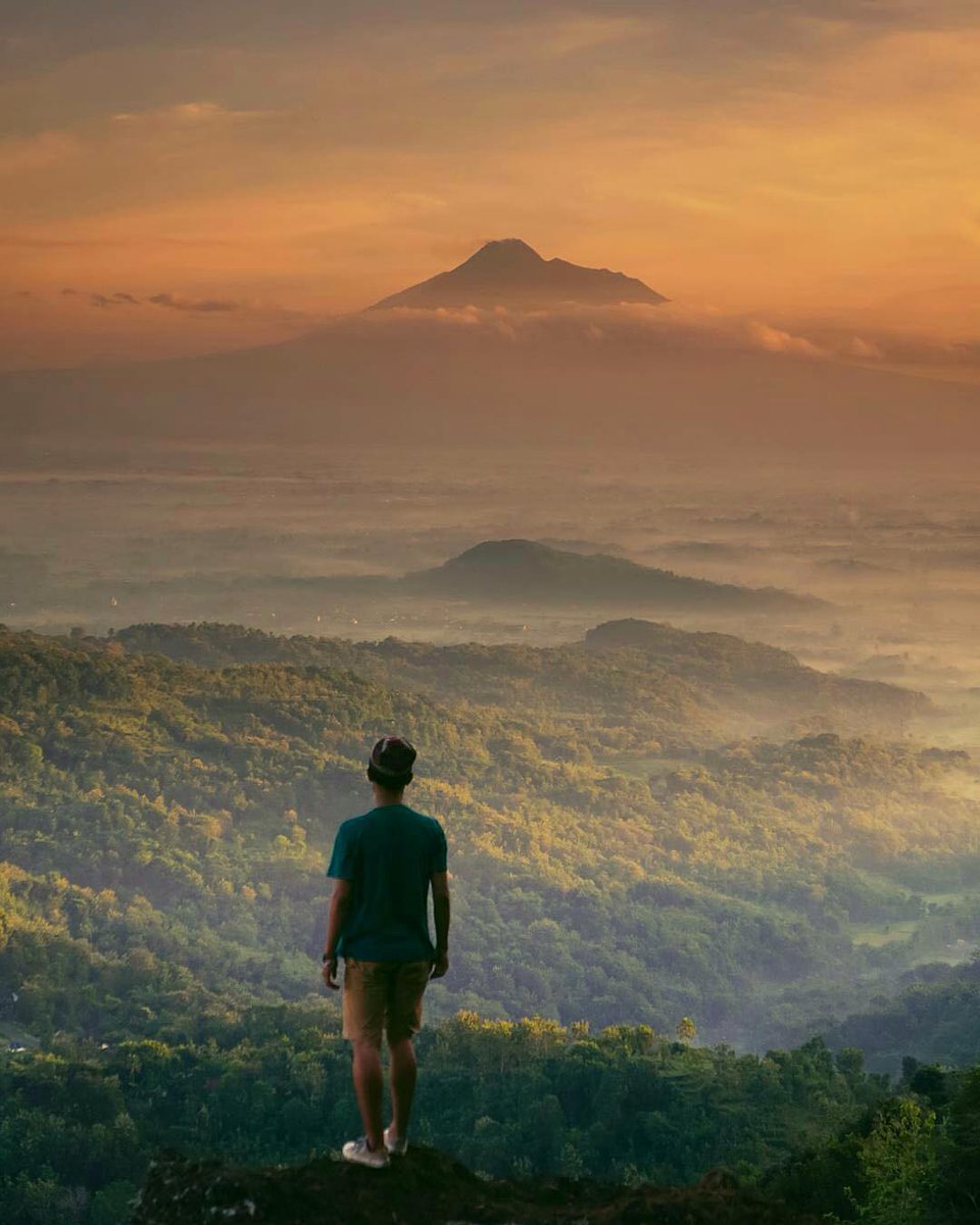 MistikoSunwear's tweet photo. Get out there and find what you're looking for! 🕶  🌄  #WearMistiko https://t.co/NcPVOMgYA4