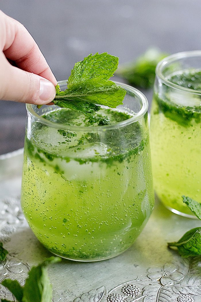 unicornskitchen's tweet photo. This refreshing drink is made with a secret ingredient! Don't miss it! https://t.co/8bQrifvjQs  @MyDorot #elevateyourplate #ad https://t.co/Jv6UQk7Uti
