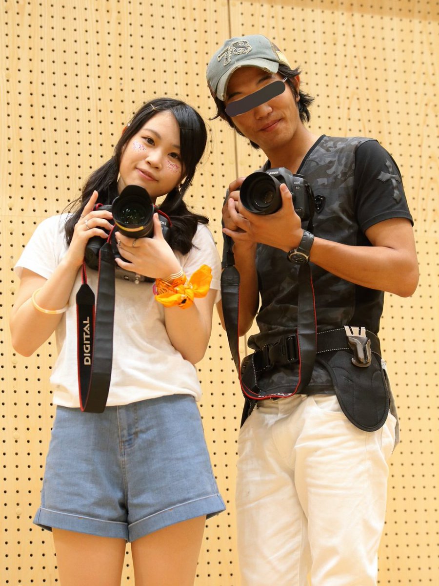 mt_rf396's tweet photo. 2016年6月26日
ドッコイセしちゃったday Vol.1
福知山市 市民交流プラザふくちやまにて
物販撮影(持ってるカメラがおよわい(泣))
デビュー1周年おめでとう(*´∇｀)ﾉ

#高松ゆうあ
#Happy3day https://t.co/33bC23Lmbk