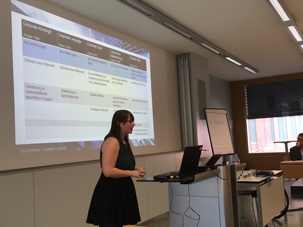 BBorghoff's tweet photo. Sina Schneider zur #CorporateLanguage: #Sprache vor dem Hintergrund der #CorporateIdentity #StudientagAL @valsasla https://t.co/KWwDWjezSy