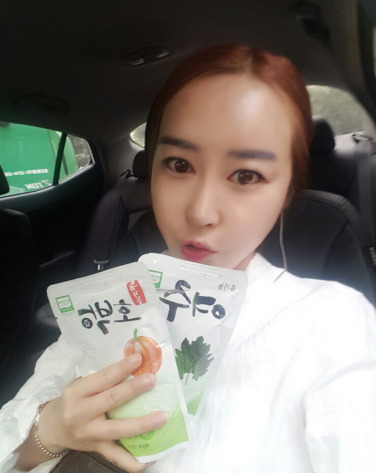 유기농 즙으로 #독소배출 시작💕🍏
붓기에 최고 호박즙, #다이어트 와 위에 좋은 #양배추 즙, 부모님 선물용 칡&amp;여주 즙 먹고 건강 챙기기~~
-
네이버에 [ #유기농그린테이블 ]을 검색해보세요!