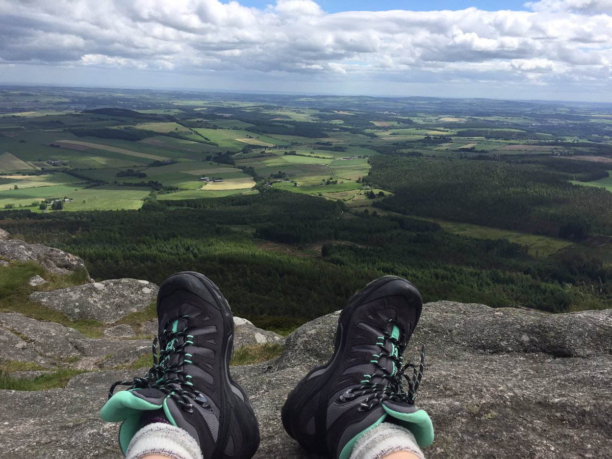 These boots were made for walkin' ⛰😍 #mytiso #bennachie #Aberdeenshire #hillwalkingscotland