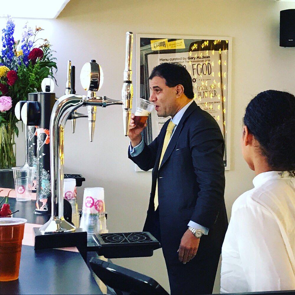 MrWinterWorld's tweet photo. I was recently running the #cobra bar at @LondonFoodMonth. Was a delight to meet founder &amp; KING of Cobra himself Lord Bilimoria 🙌🏻🤴🏾🍺 https://t.co/vofdz89oXt