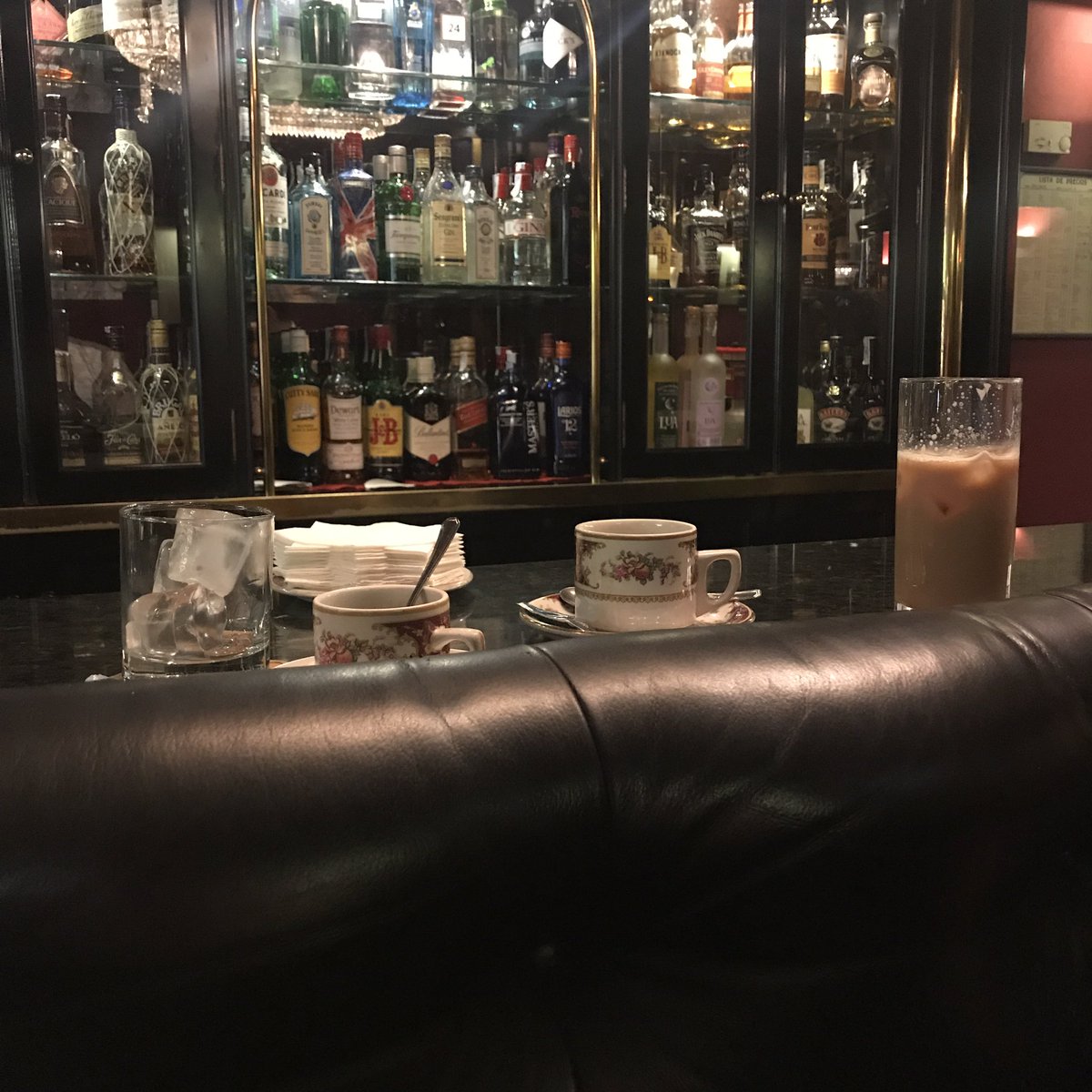 Relevant_es's tweet photo. Café relevante https://t.co/blDJxVbD8F