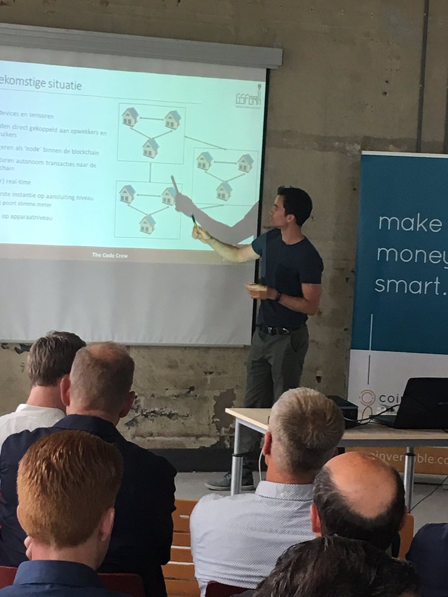 DEGasfabriek's tweet image. HanzeNet 'energie' meeting met Engie, Rabo, TNO, GreenChoice, UT, NefitBosch, Saxion, Oost NV, provincie etc. Veeeel energie dus!