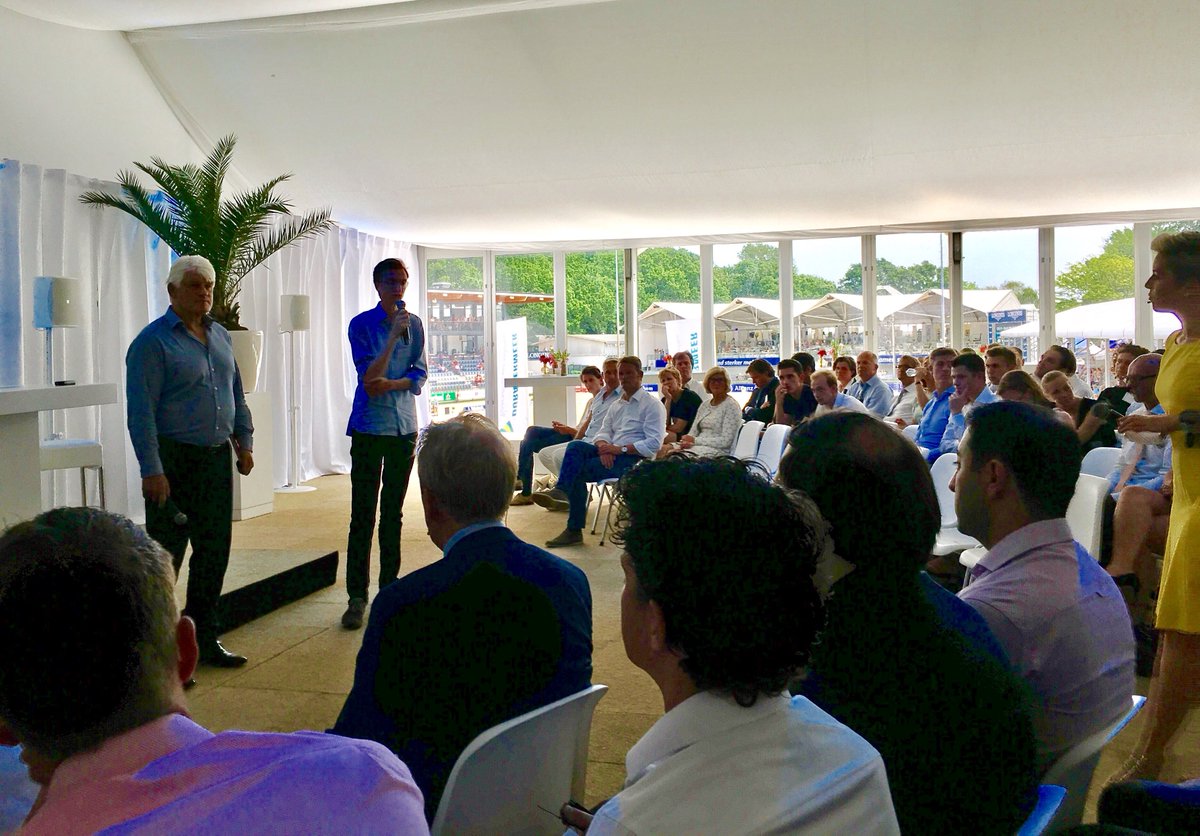 This month I was an 'expert' 2x: As entrepreneur about <a href="/rotterdam/">Gemeente Rotterdam</a> and in a #roadmapnexteconomy panel about #circulareconomy <a href="/VentureCafeRdam/">Venture Café Rotterdam</a>