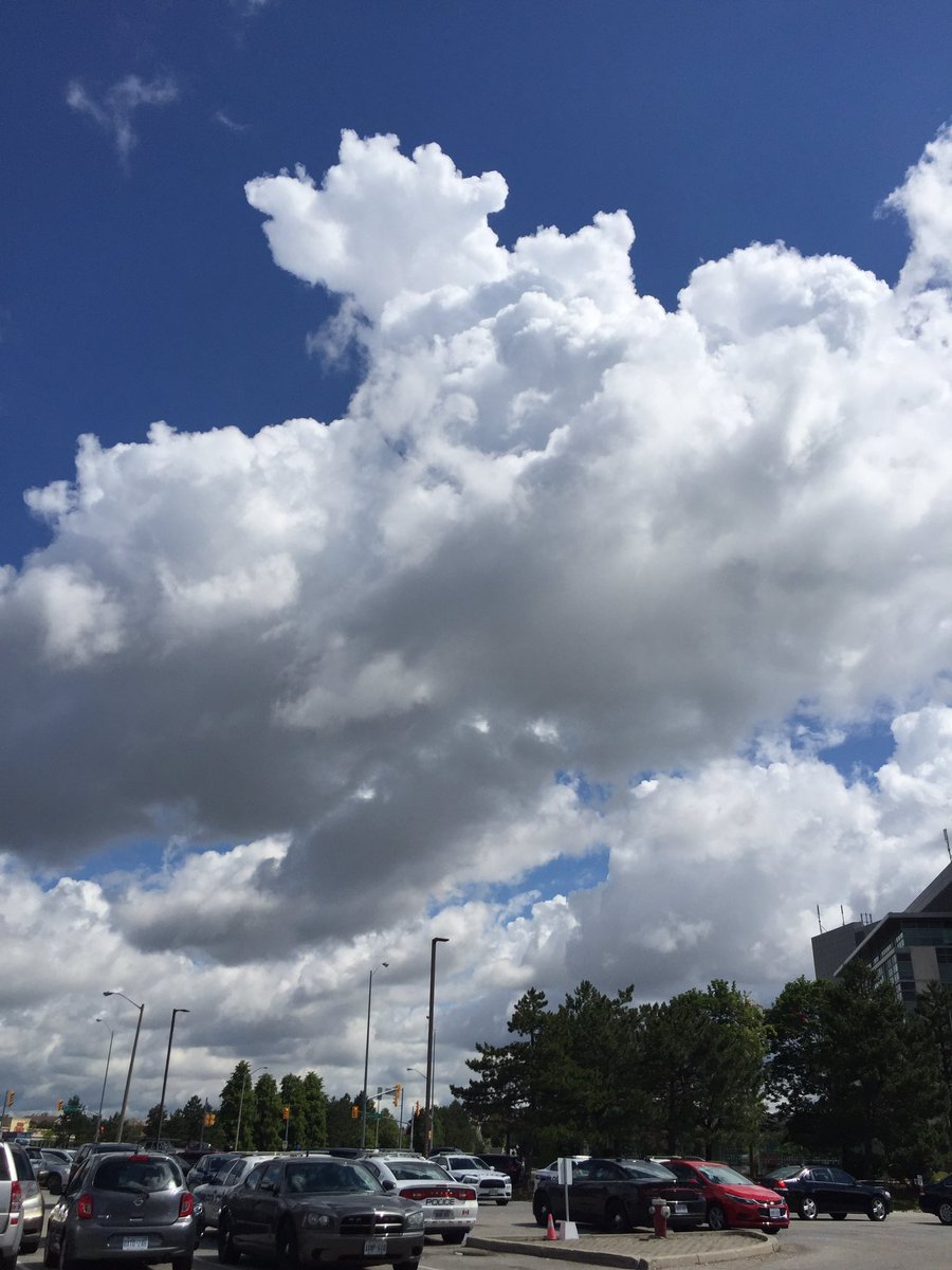 vaughanweather's tweet photo. Already unsettled, special weather statement in effect from Environmenta Canada fourth much of Srn/Ern Ont #onstorm https://t.co/YvUk27gwMX