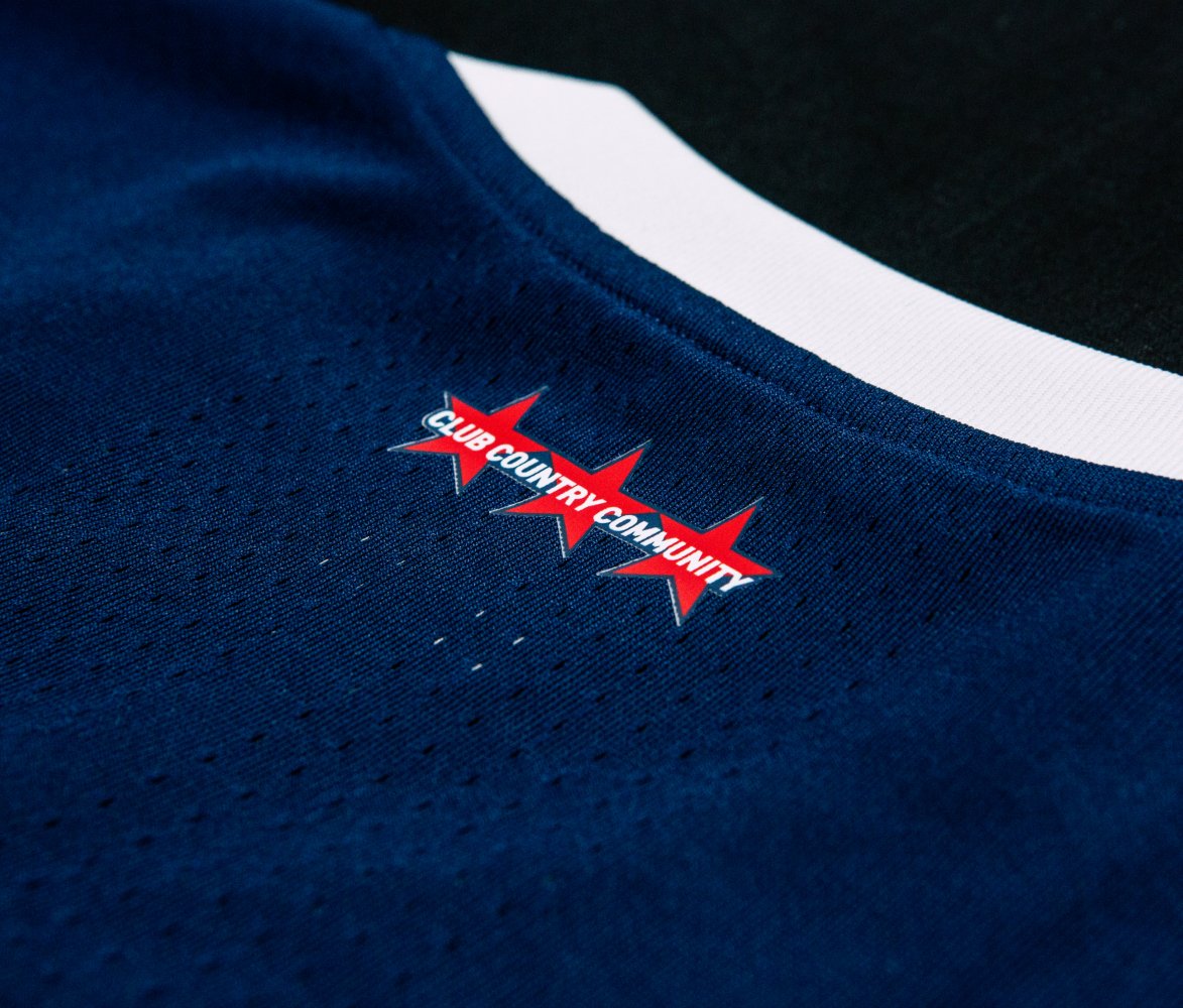MLS's tweet photo. ⭐️ + 🍁

Introducing the 2017 #MLSAllStar Jersey! https://t.co/vNGz5CXdlJ