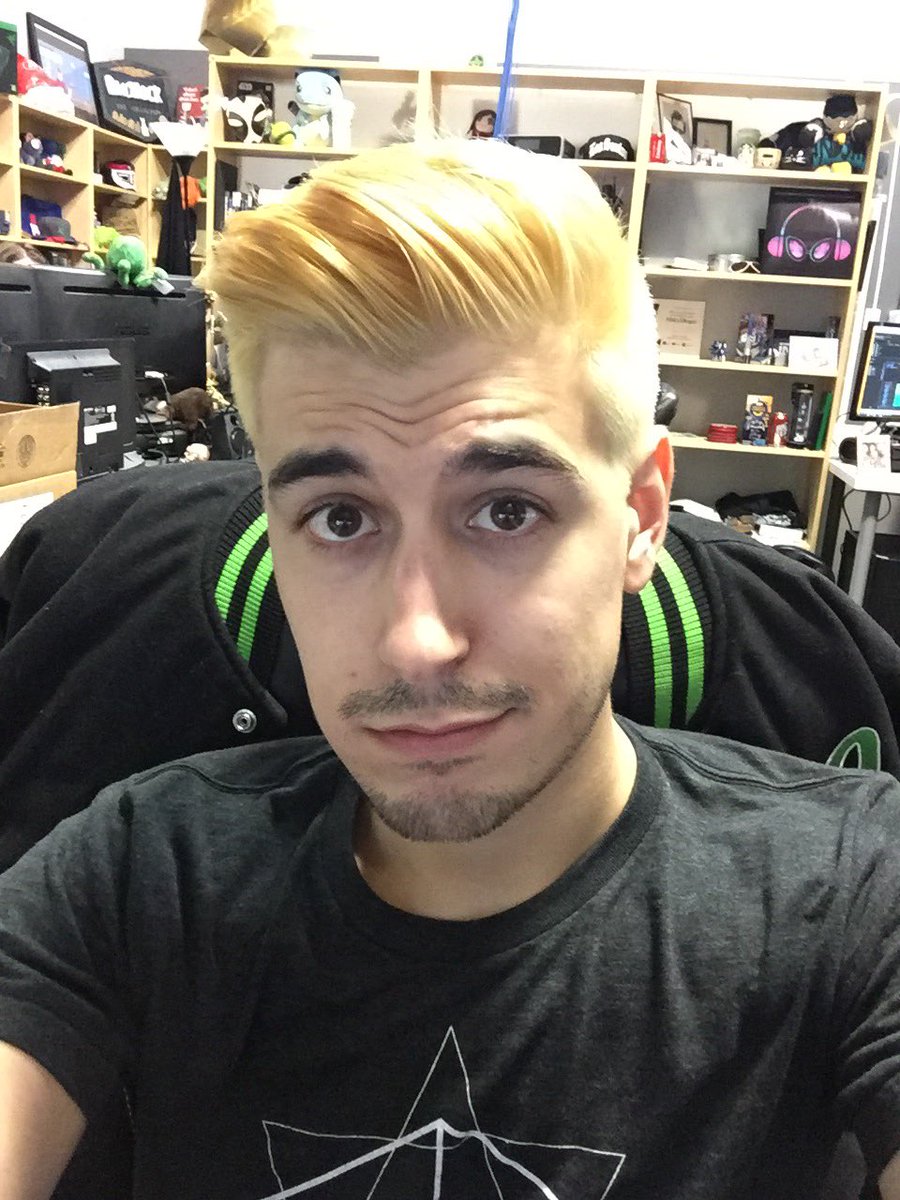 Trevor Collins Ar Twitter Saw A Couple Of White Hairs Fixed It