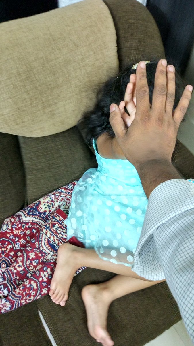 theangrysaint's tweet photo. Me: baccha, I'm leaving, gimme hi5 
She: chaachu, don't interrupt my song
Me: quick baccha, quick 
She: 
Me: 😢 #digitalkid #grewuptooquick https://t.co/FB3zntjjKA