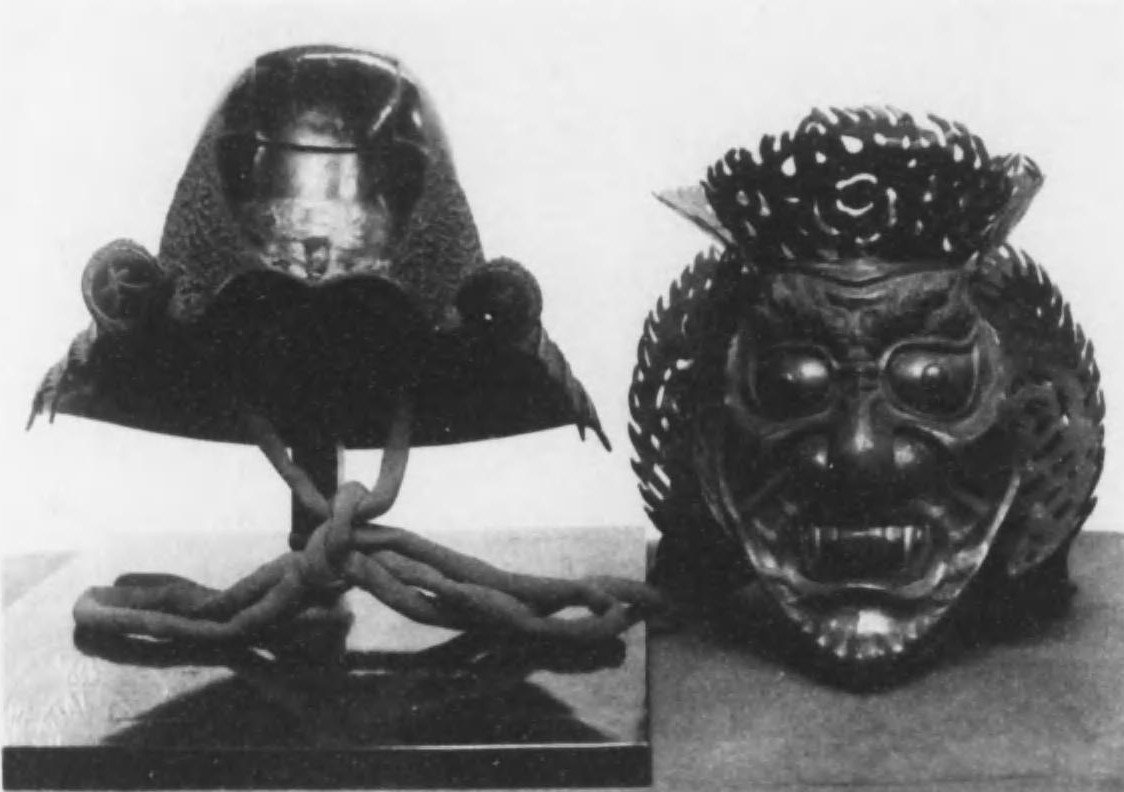 12-34-60 加藤一冑作 上杉謙信 三宝荒神の兜 ミニチュア 戦国武将