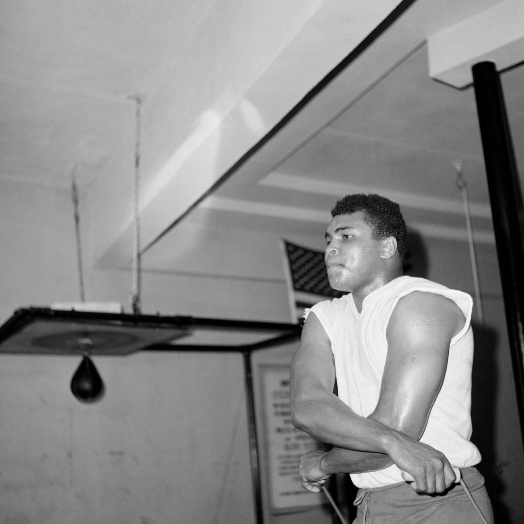 Dedication to the dream. #MondayMotivation #DontCrackUnderPressure