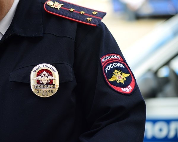 Шутка на 4 года тюрьмы: крымчанин заложил ЖД-дорогу канализационными люками

Представители крымских правоохранитель  simnews.ru/news/proisshes…