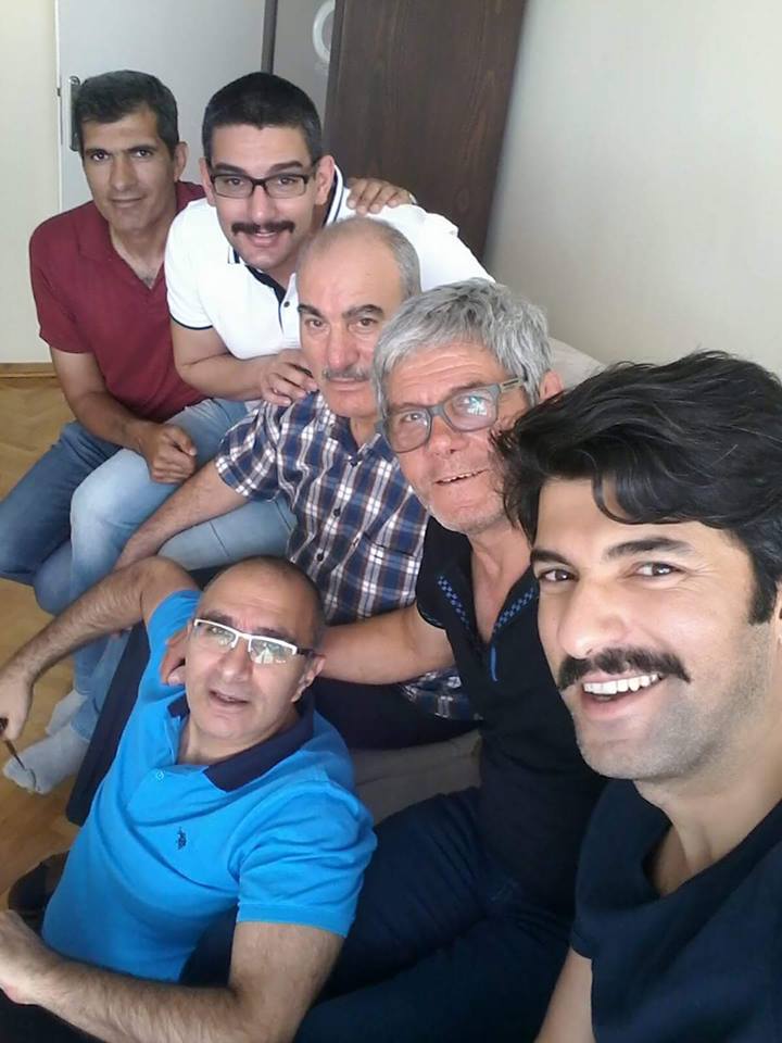 EAGrFriends's tweet photo. #EnginAkyürek https://t.co/8BcUYOs85k