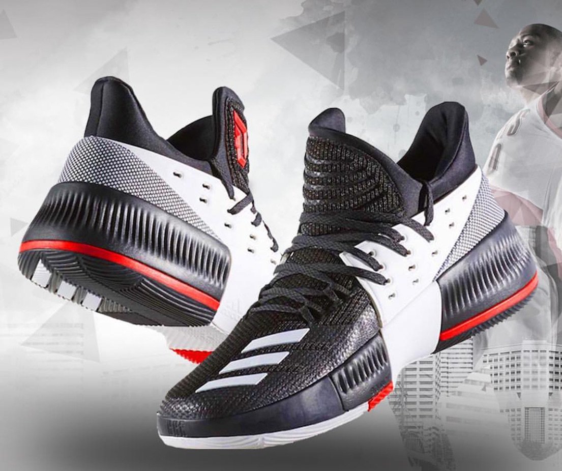 FUIKAOMAR's tweet photo. Las #rebajas ya han llegado a FUIKAOMAR y por 99β¬ con envio gratis te puedes llevar las #adidas #lillard3 https://t.co/G28JtpI0ag https://t.co/cXy9aTznsZ
