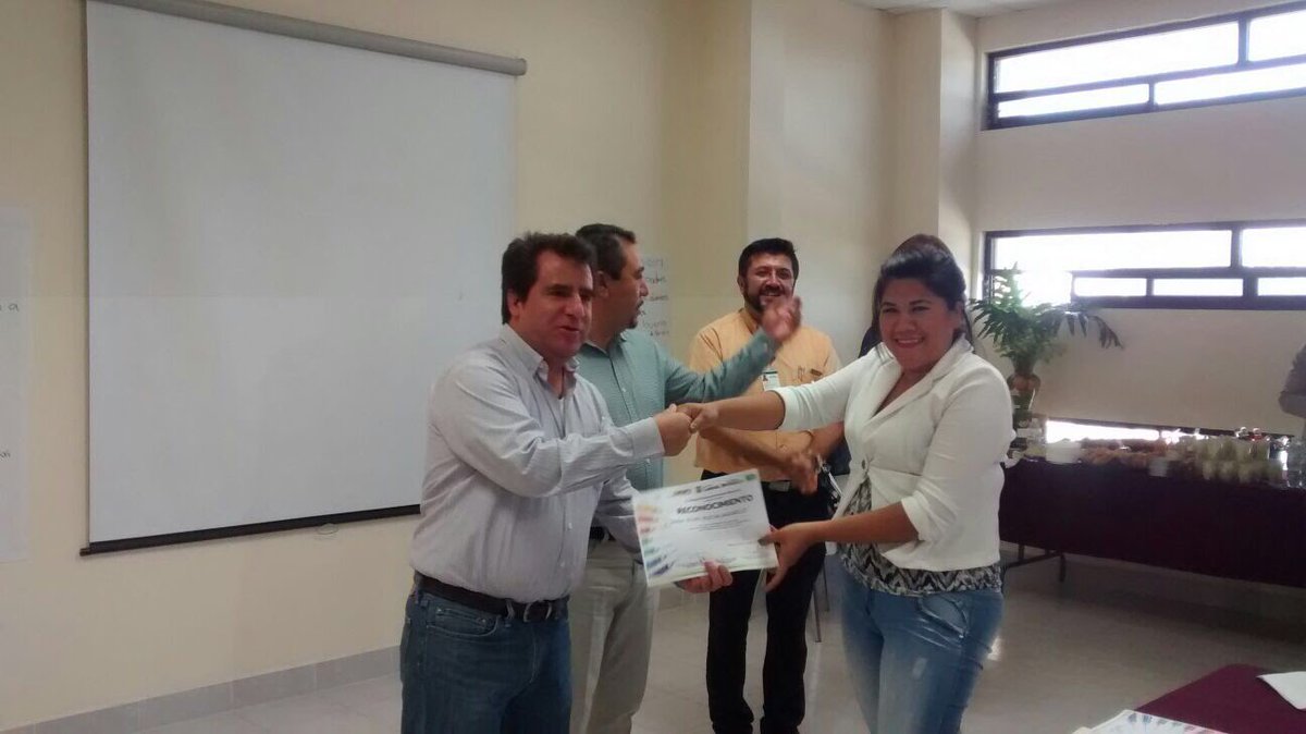 SEducacionCoah's tweet photo. Clausura Taller de Evaluación APIS CONAFE-SEDU https://t.co/0jWys9jDdO