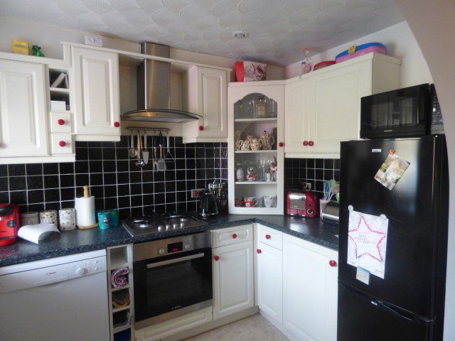 NeilWrightEA's tweet photo. #Reduced #property in #LowBentham 2 beds £135,000 for more details visit https://t.co/TlOoTJNQSw https://t.co/gbGln4hWvI