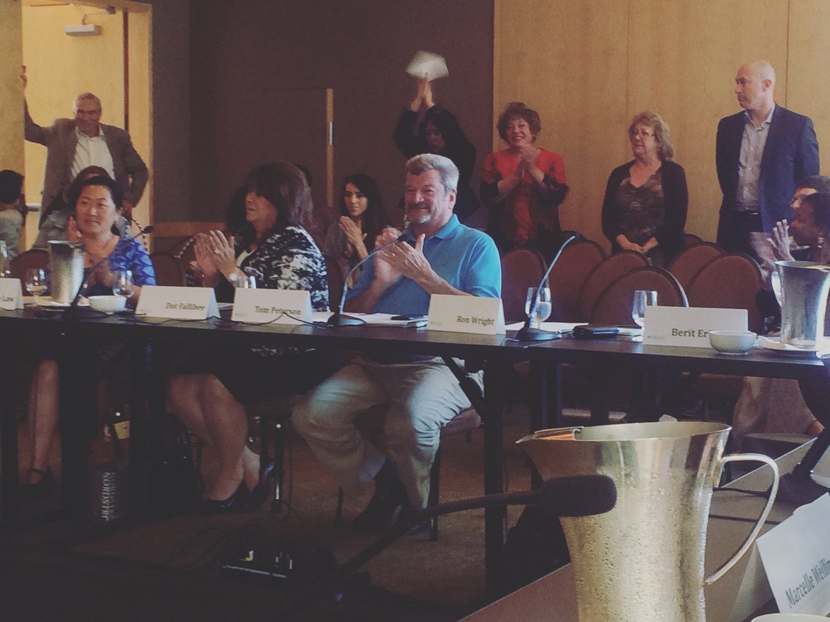 SeattleKingWDC's tweet photo. A rousing round of applause as Project Mgr Liesel intros members of our incredible #WorkSourceSKC Biz Services Team, led by Pacific Assoc. https://t.co/KW6fm74zGS