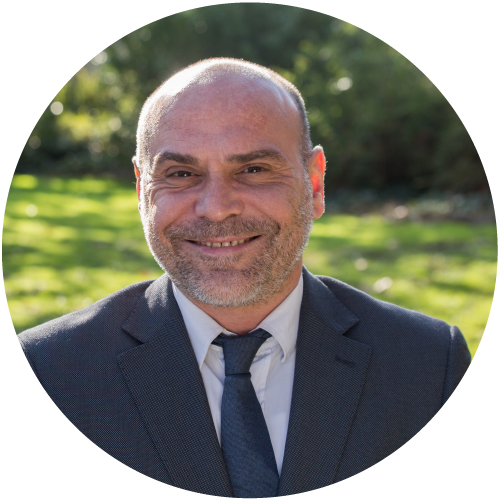 somlegals's tweet photo. "El coneixement del món de l’advocacia d'en Lluís Riera, el fan el candidat idoni a degà" 👉🏻 @albertramentol  https://t.co/wMu0iFsuAf https://t.co/piEbEsDZAY
