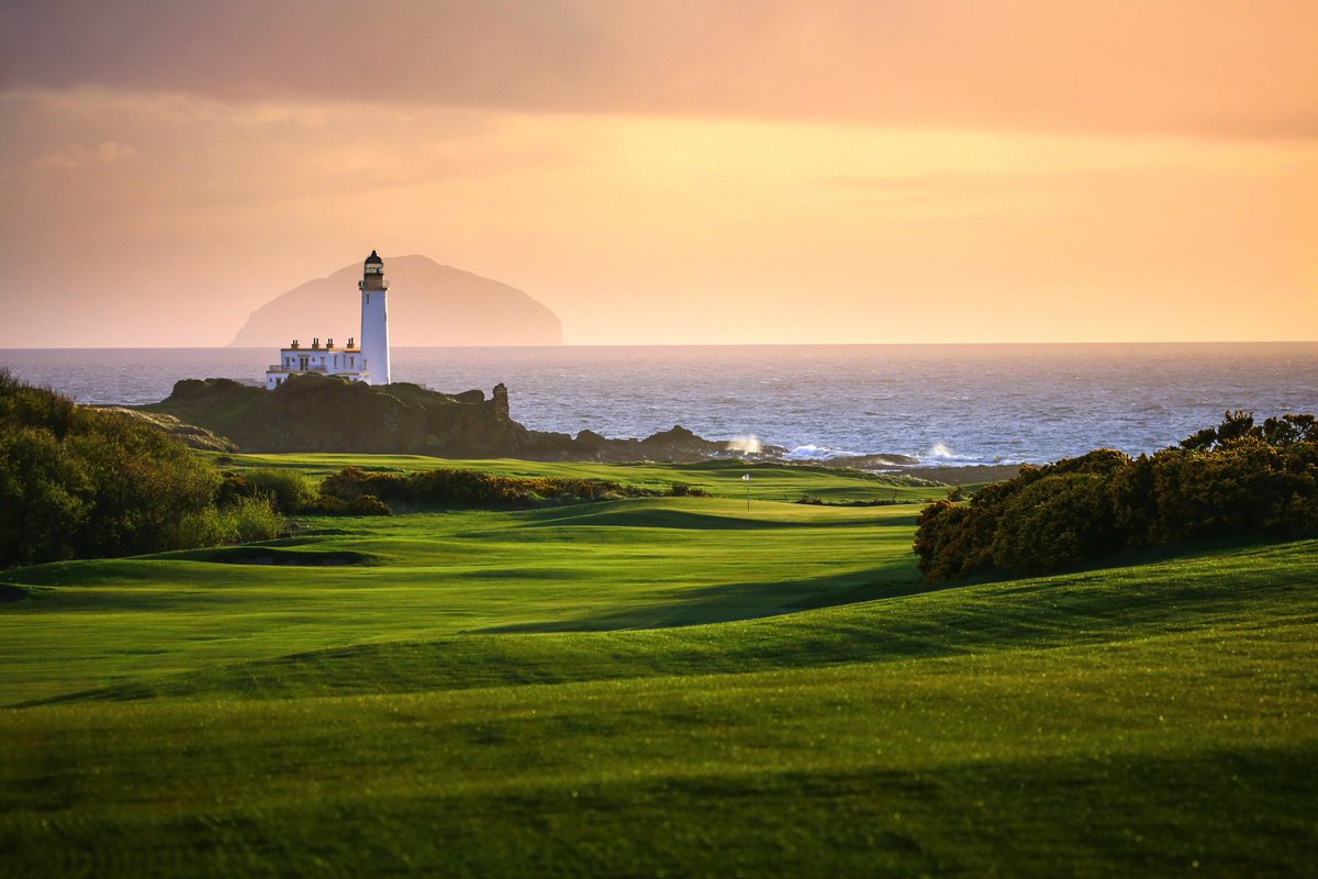 Trump Turnberry tweet media