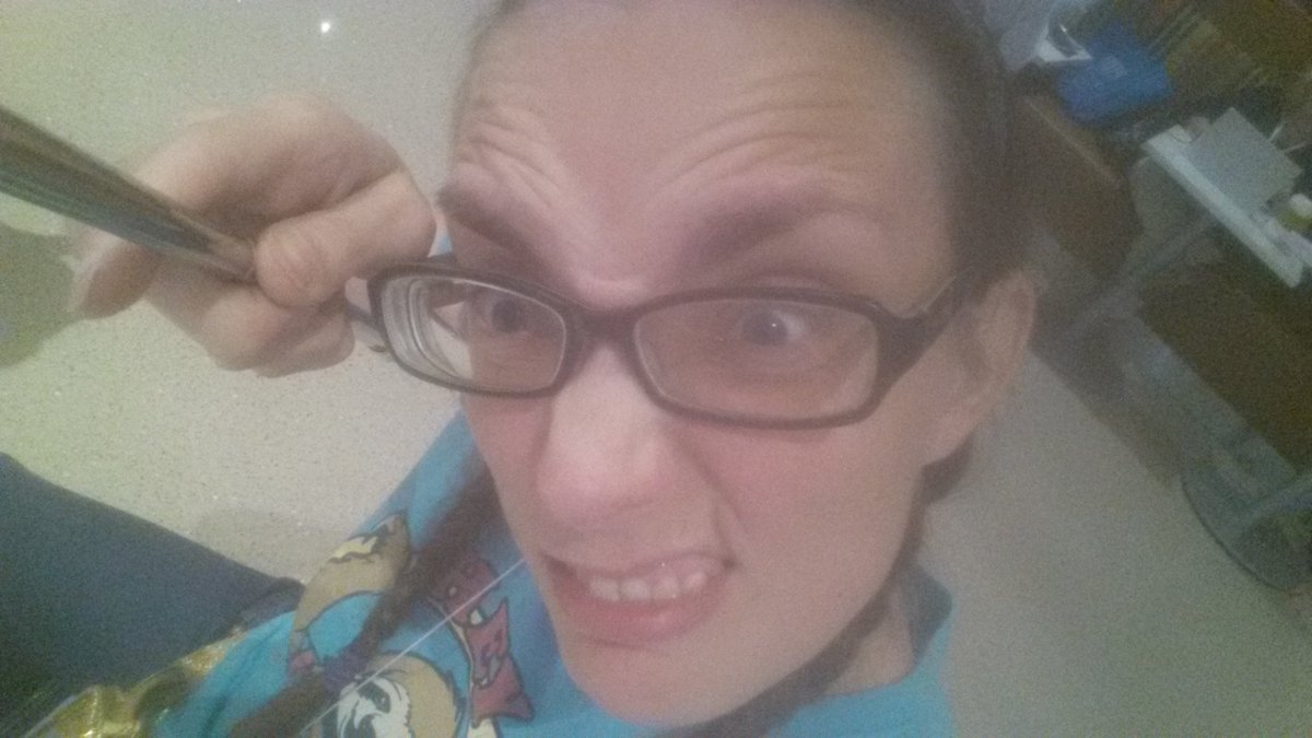 MrsVRiley's tweet photo. I won a selfie stick, but I don't think I'm using it correctly. #ihitthebutton #howdoesthiswork #itoldyouiwasold https://t.co/n2zOoZno4S