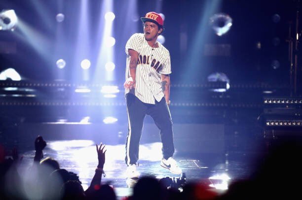 paradisebruno's tweet photo. @BrunoMars 🤴🏽 https://t.co/HmAoMSPz3H