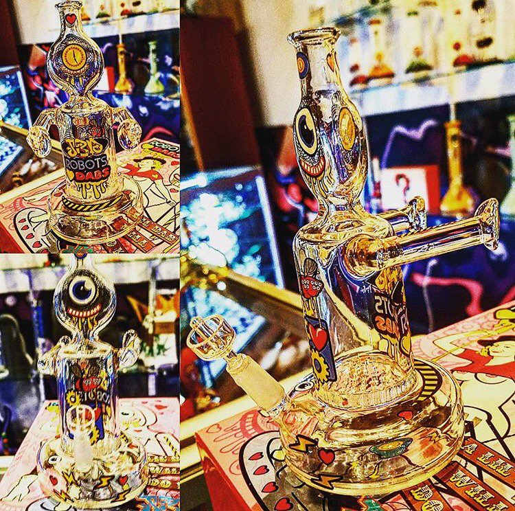 BostonSmokeShop's tweet image. Dab-bot 🤖💨

📸: BSS 263 Newbury St 🏙