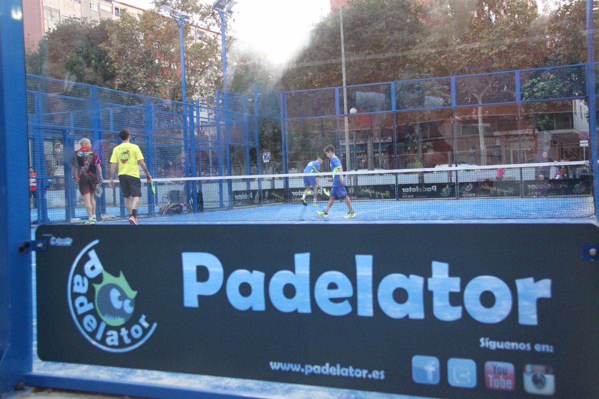 Habéis visto el último vídeo Padelator en CEM La Verneda ? youtu.be/gNwFBhoXhMc   ¡ESPECTACULAR!