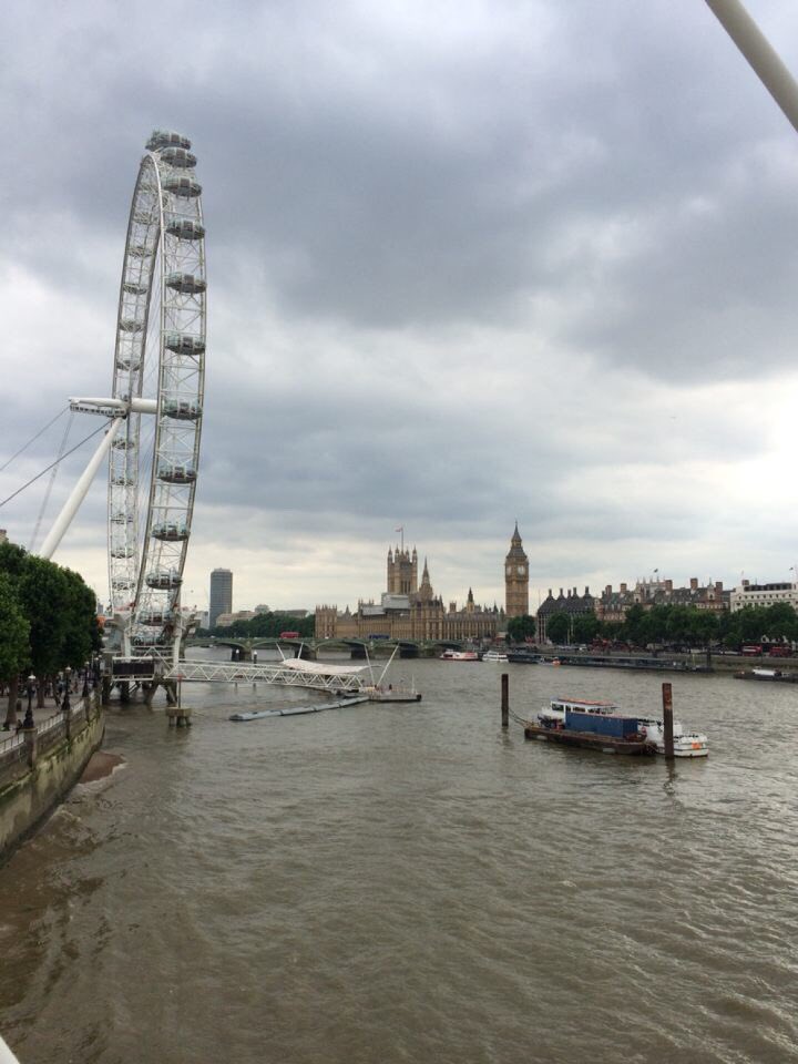 LMU_Business's tweet photo. Some of our #LMUBiz students had the chance to visit the London Eye, Oxford, and the Business District while traveling at Harlaxton! https://t.co/60Jqbsyn4D
