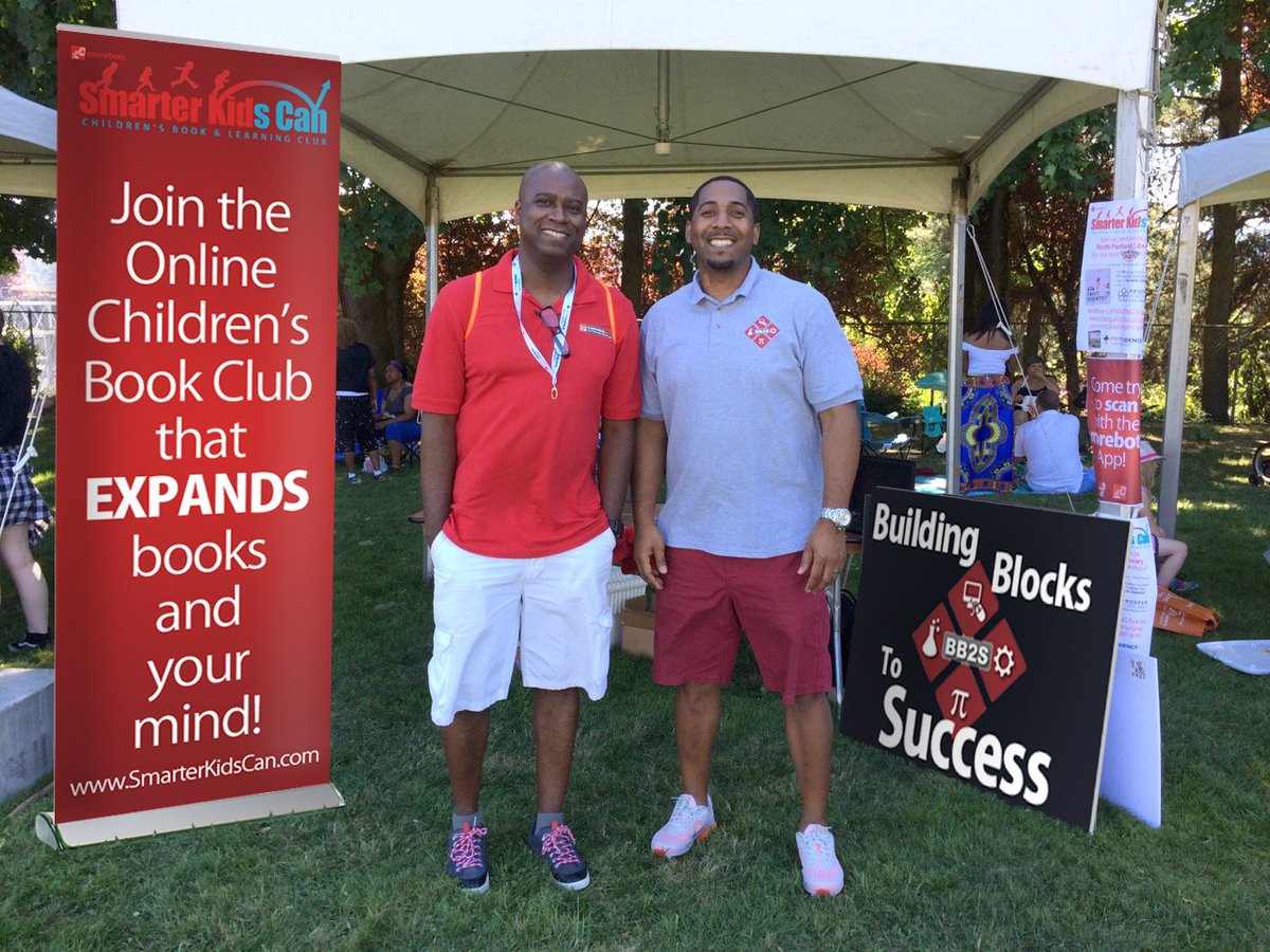 JamesPritchett's tweet photo. Enjoyed talking about EXPANDING this weekend at the 2017 #GoodInTheHood Portland! Joined by Antonio Jackson of Building Blocks 2 Success! https://t.co/qlyP8VR2B6