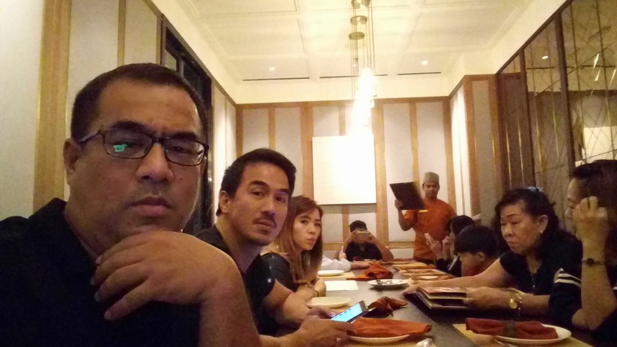 Taslim_Friends's tweet photo. Quality time.
#JTF #JTFanmily #SKUT https://t.co/OkA9olhdOh