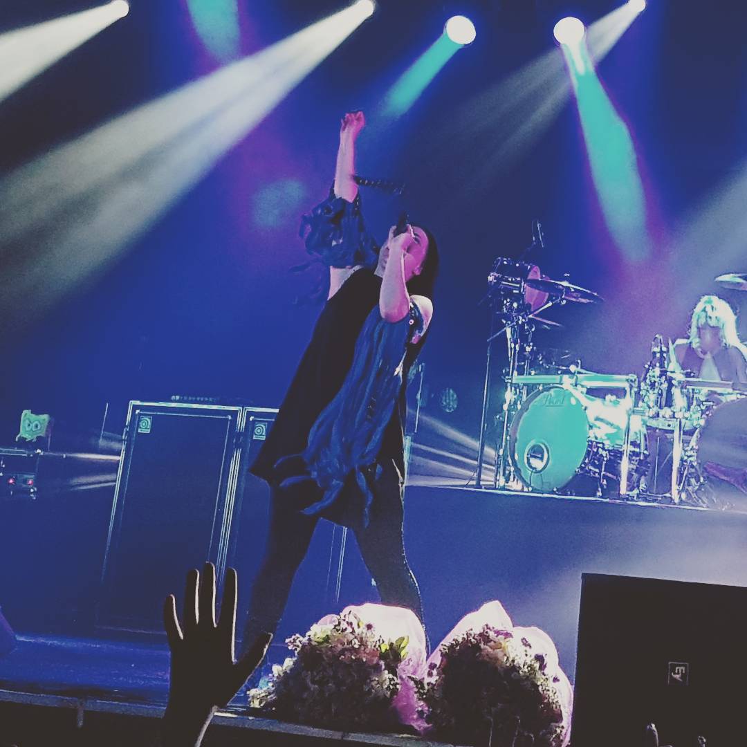 AmyLeeAmarga's tweet photo. Fotos do show de hoje na Ucrânia 😍❤ #Jess
https://t.co/nMceBfEPKy #evanescence #kiev #stereoplaza #concert #evtour2017 #evanescenceisback https://t.co/dv6hiw6ZIP