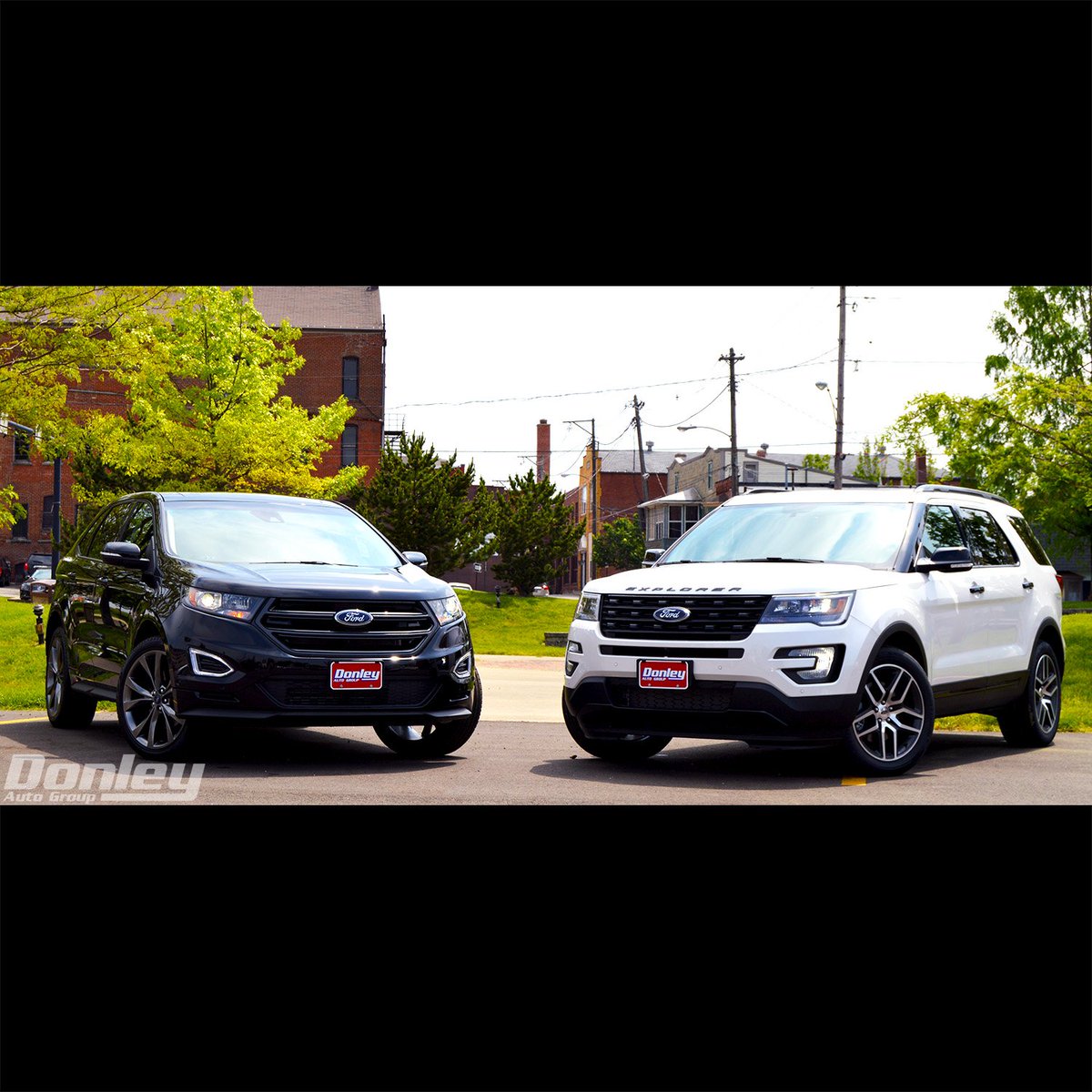 DonleyAutoGroup's tweet photo. #MotivationMonday - Two twin-turbos, one photo. It's your choice!
#EdgeSport #ExplorerSport #DiscoverTheDonleyDifference #FordLove https://t.co/Y1ksRflqVB