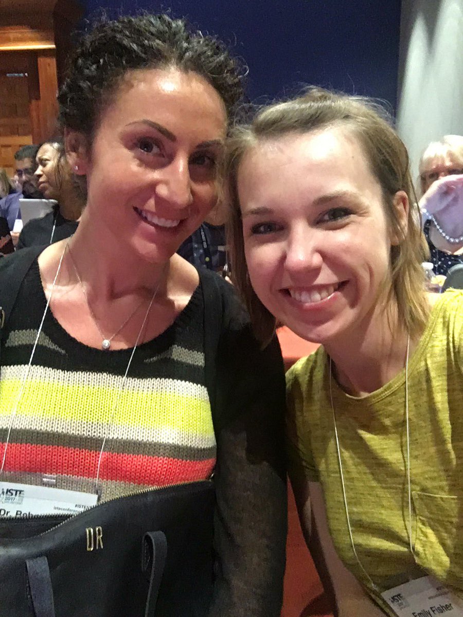 Emmy1033's tweet photo. #SeeSawAmped Hi Jessica from Global Academy MN- you did a PD with us last year! Good to see you at #ISTE17 🐶🐰🐻🐵🦁 https://t.co/NLKi5dTdac