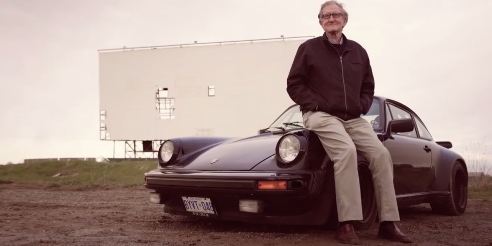 Deze man rijdt nog dagelijks naar zijn werk in zijn Porsche 911 Turbo uit 1976 met 1 miljoen kilometer op de teller! esquire.nl/the-good-life/…