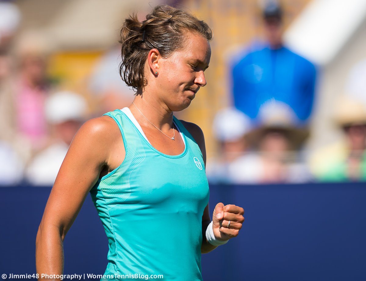 BARBORA STRYCOVA - Página 12 DDRG2q-XcAE5neN