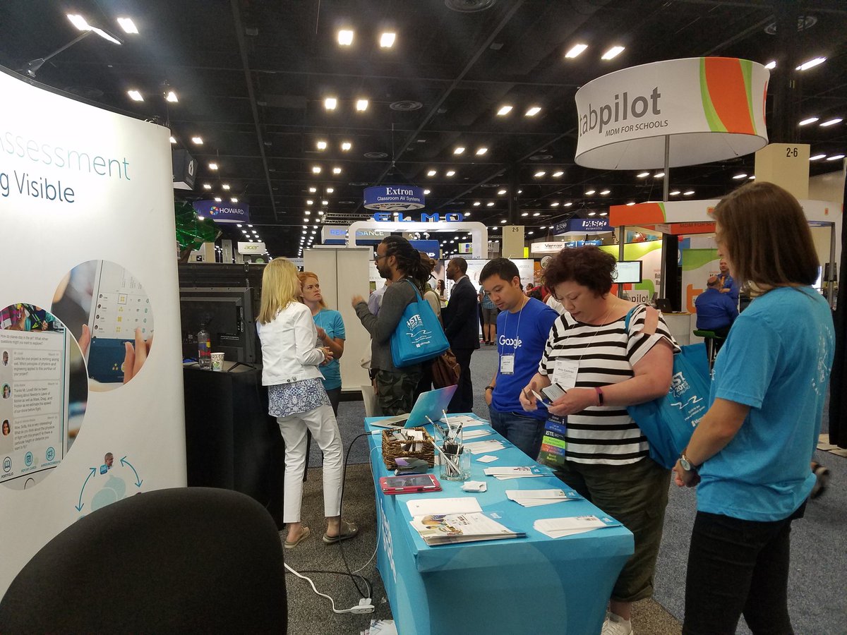 amfousek_ed's tweet image. Great conversations happening around  #makinglearningvisable and student ownership! @isteconnects  @powayusd @GailaSanders @FreshGrade